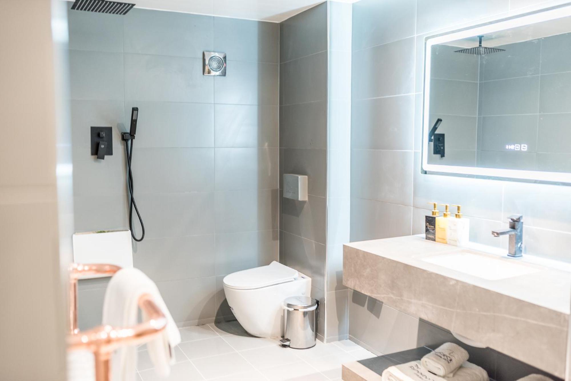 Ambleside Rooms & Suites - Stylish Stays With Breathtaking Views - Stay Longer, Save More ภายนอก รูปภาพ