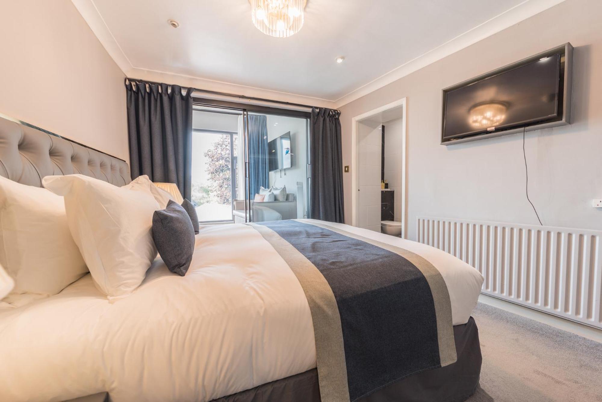 Ambleside Rooms & Suites - Stylish Stays With Breathtaking Views - Stay Longer, Save More ภายนอก รูปภาพ